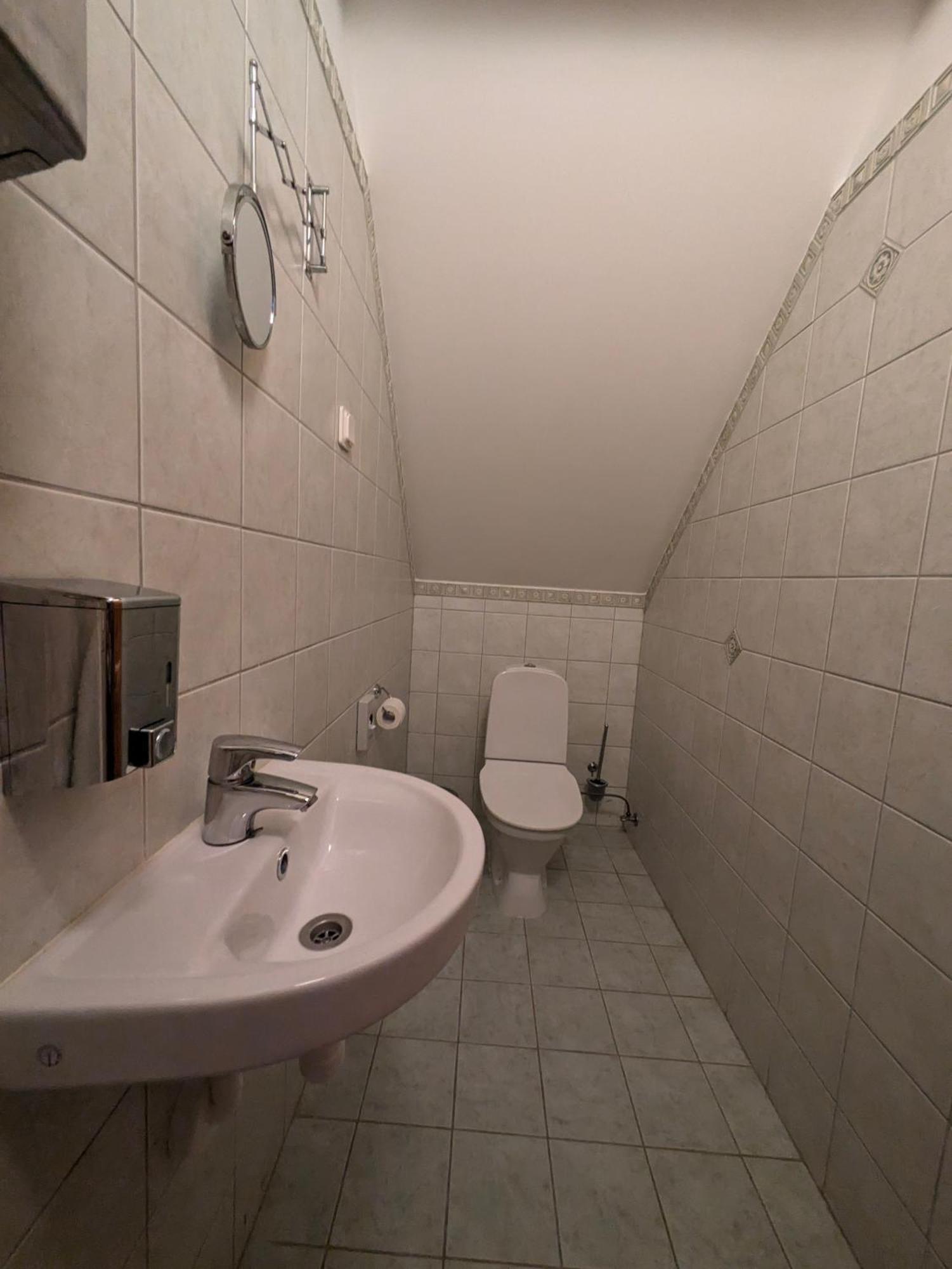 Palmse Manor Guesthouse ห้อง รูปภาพ