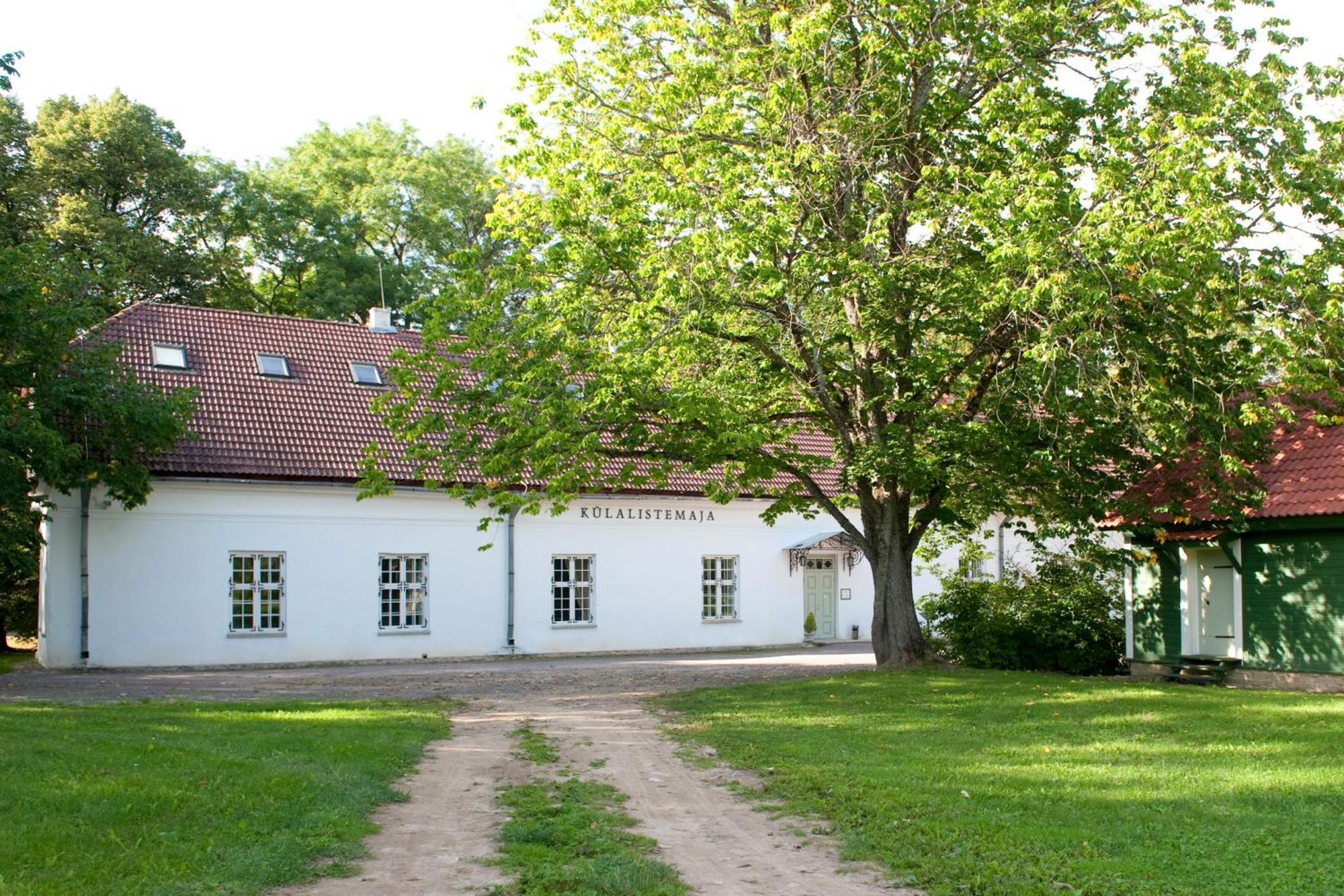 Palmse Manor Guesthouse ภายนอก รูปภาพ