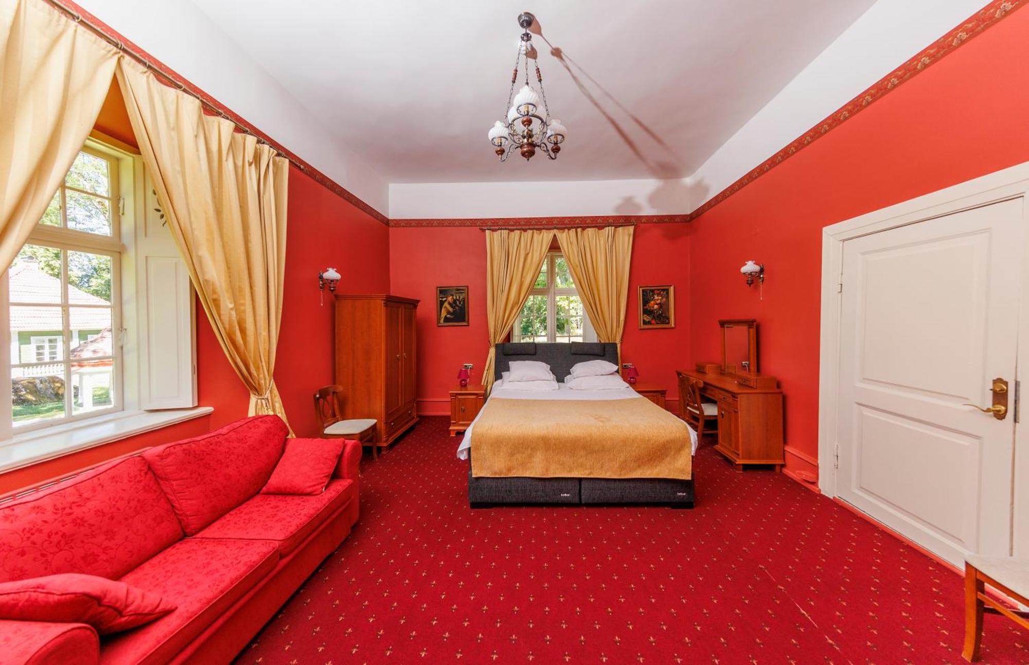 Palmse Manor Guesthouse ภายนอก รูปภาพ