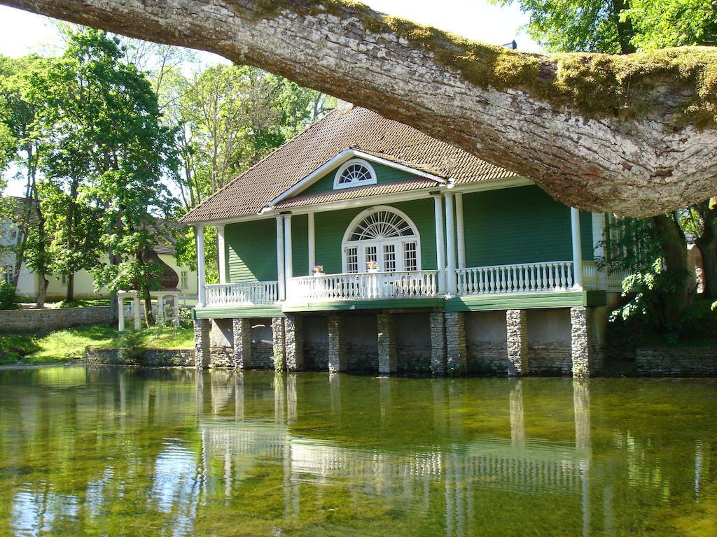 Palmse Manor Guesthouse ภายนอก รูปภาพ